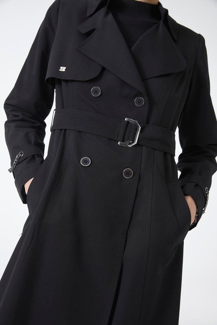 Zincir ve Kemer Detaylı Siyah Trençkot 12615