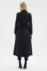 Zincir ve Kemer Detaylı Siyah Trençkot 12615