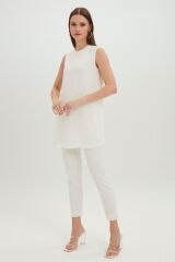 Bisiklet Yaka Kolsuz Beyaz İçlik İ-0002