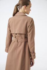 Zincir ve Kemer Detaylı Mocha Trençkot 12615