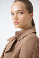 Zincir ve Kemer Detaylı Mocha Trençkot 12615