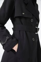 Zincir ve Kemer Detaylı Siyah Trençkot 12615