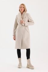 Kürk Yaka Cep Detaylı Kaşe Bej Kaban 13092