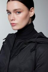 Kapüşonlu Fermuar Detaylı Kapitone Siyah Mont 13948