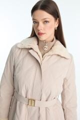 Peluş Yaka ve Kol Detaylı Camel Kapitone Mont 13960