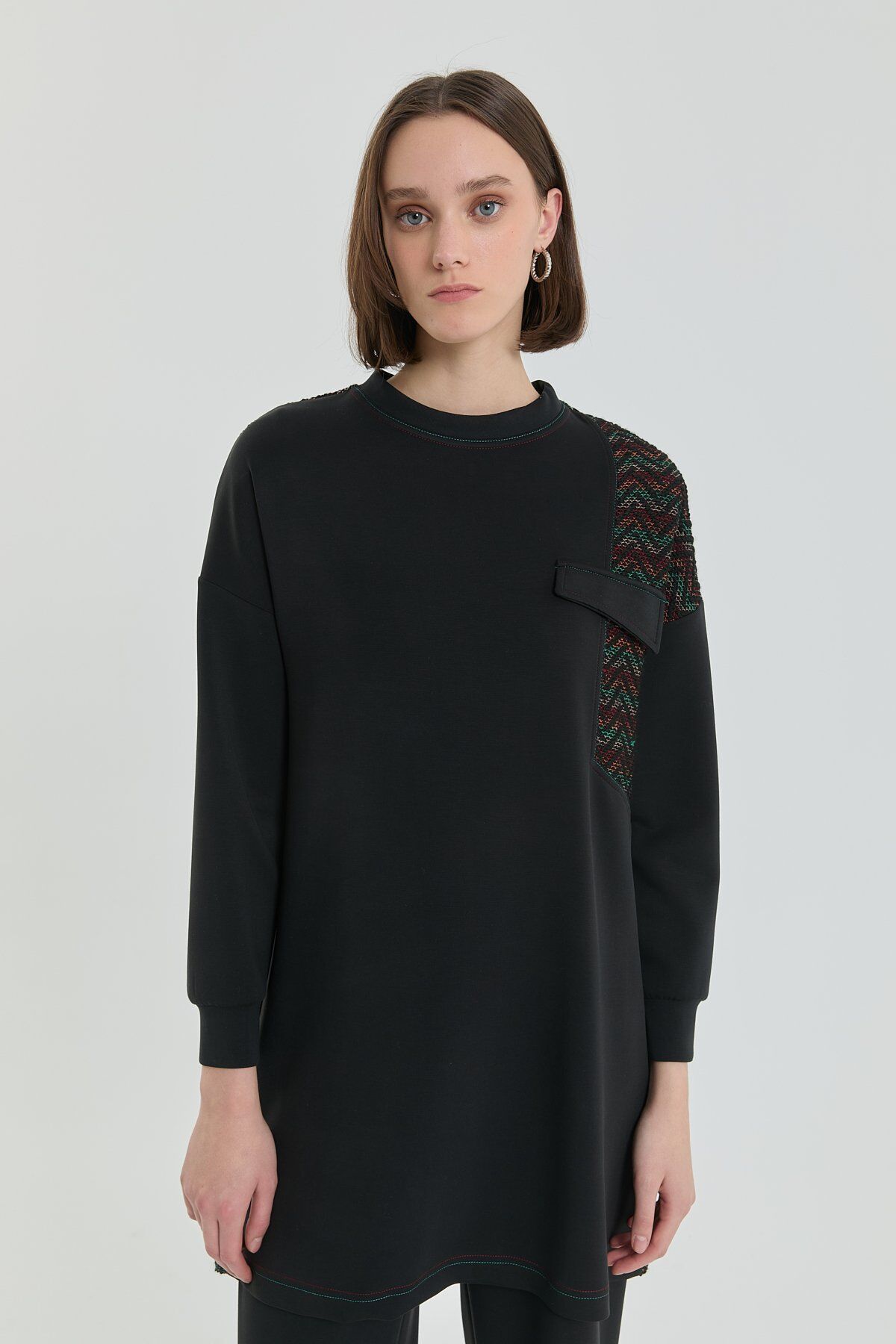 (252SW6132NH.1)Garnili Kesik detaylı Sweat Siyah