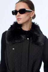 Kürk Yaka Kemerli Siyah Yelek Y-0098