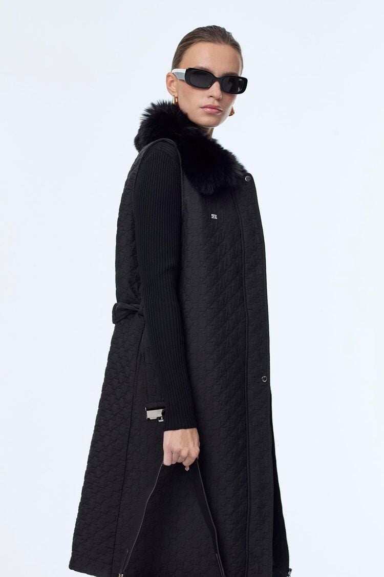 Kürk Yaka Kemerli Siyah Yelek Y-0098